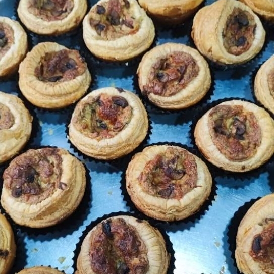 

Truffle Mushroom Smoked Beef Egg tart
