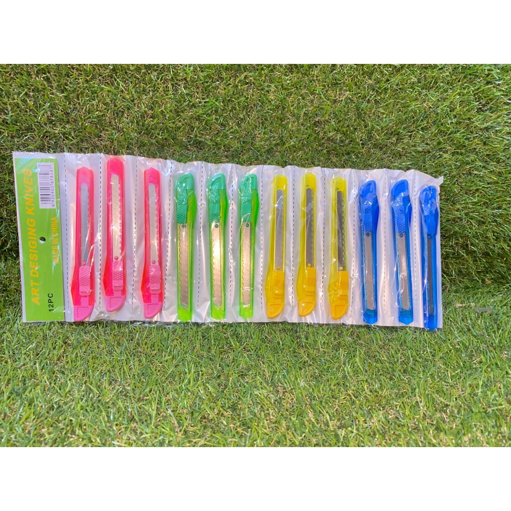 

12buah Pisau Cutter Renteng Kecil / Pisau Cutter Plastik Kecil