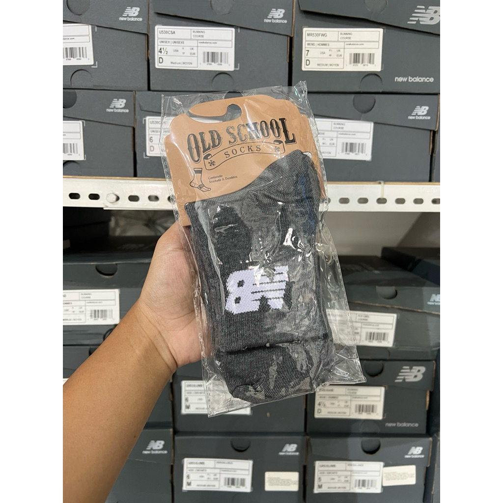 Kaos Kaki Panjang & Pendek New Balance