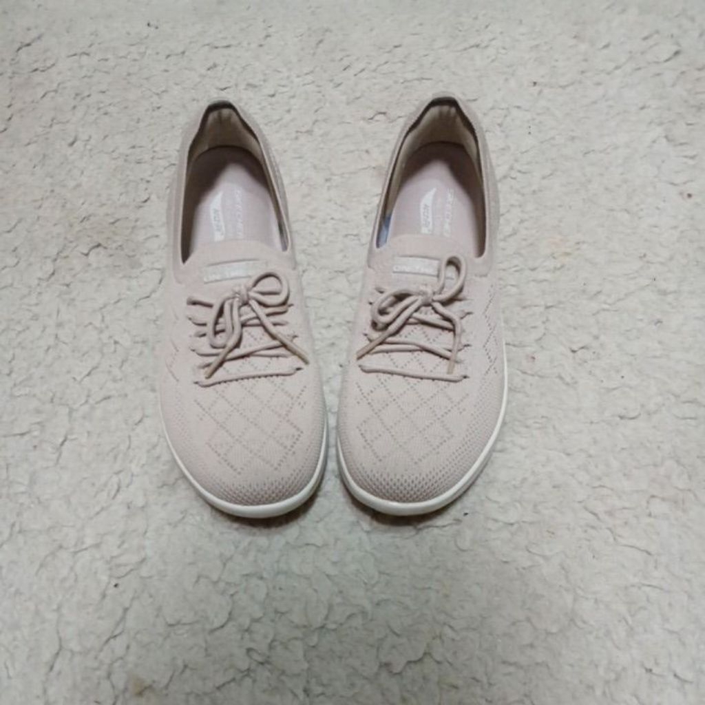 Flat Shoes sepatu SKECHERS original Size 37