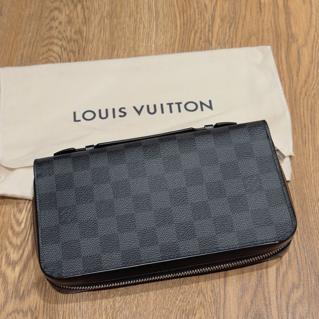 LV Zippy XL Wallet Damier Graphite Canvas