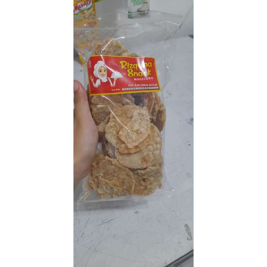 

Rizquna Keripik tempe pouch