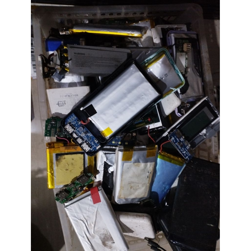 BATRE POLIMER BEKAS MEREK ROBOT 10000MAH GEMBLING