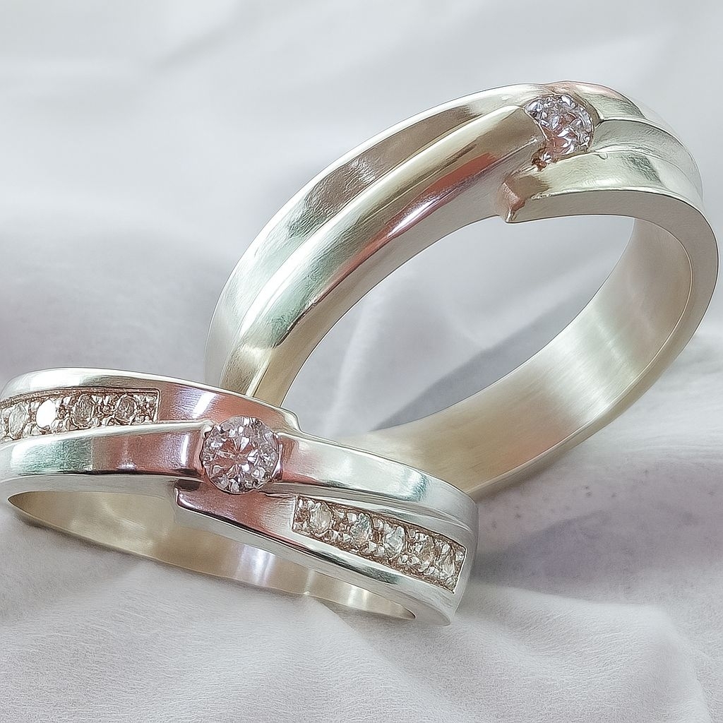 Cincin tunangan pasangan couple perak asli