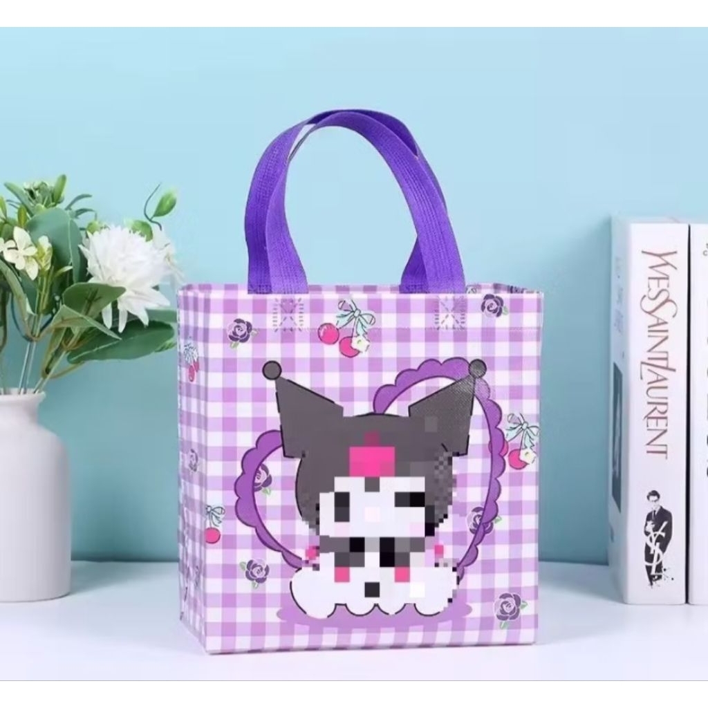 

Tas Ulang tahun Kuromi