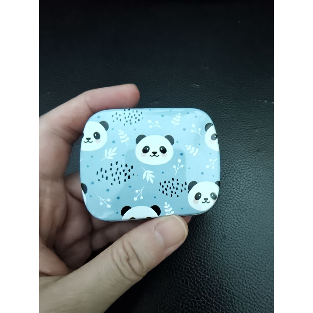 

Kotak Kaleng Panda Mini