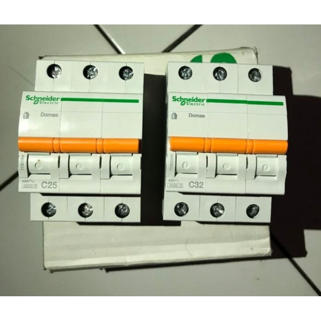 Mcb Schneider 3phase 25A/32A/40A
