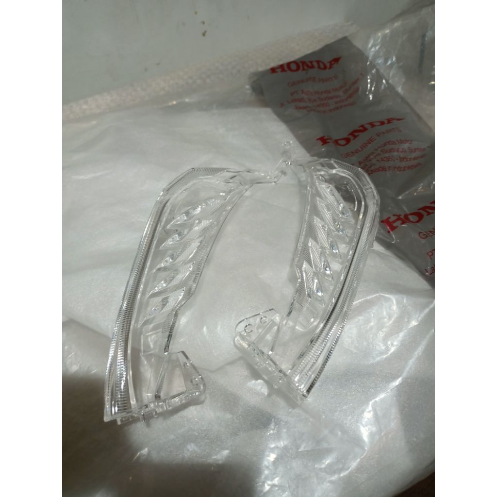Reflektor lampu motor bagian dalam alis senja Honda Vario 125 new