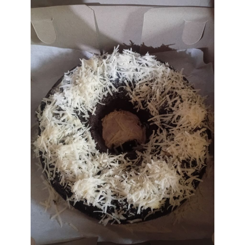 

Bolu ketan hitam keju lumer