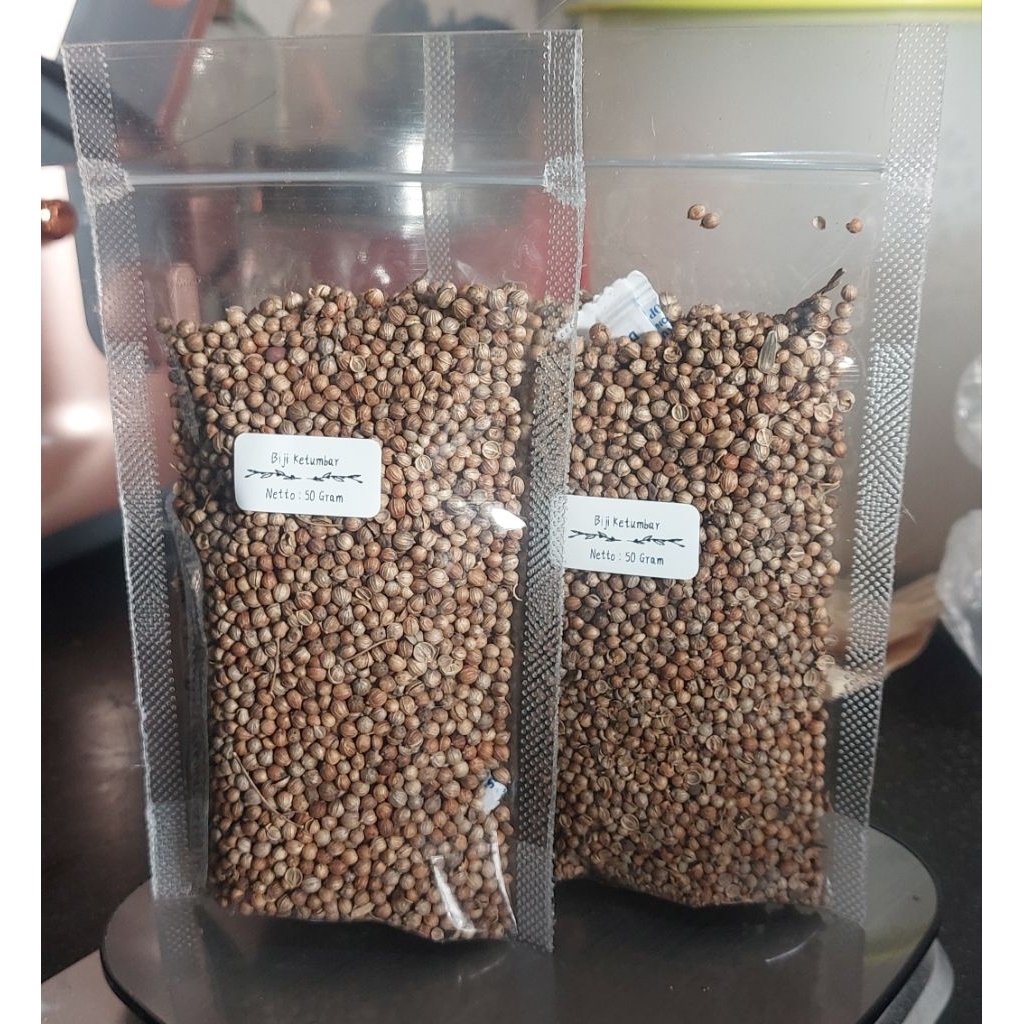 

Ketumbar Butiran | Tanpa Pemutih | Harum Alami | 50 Gram