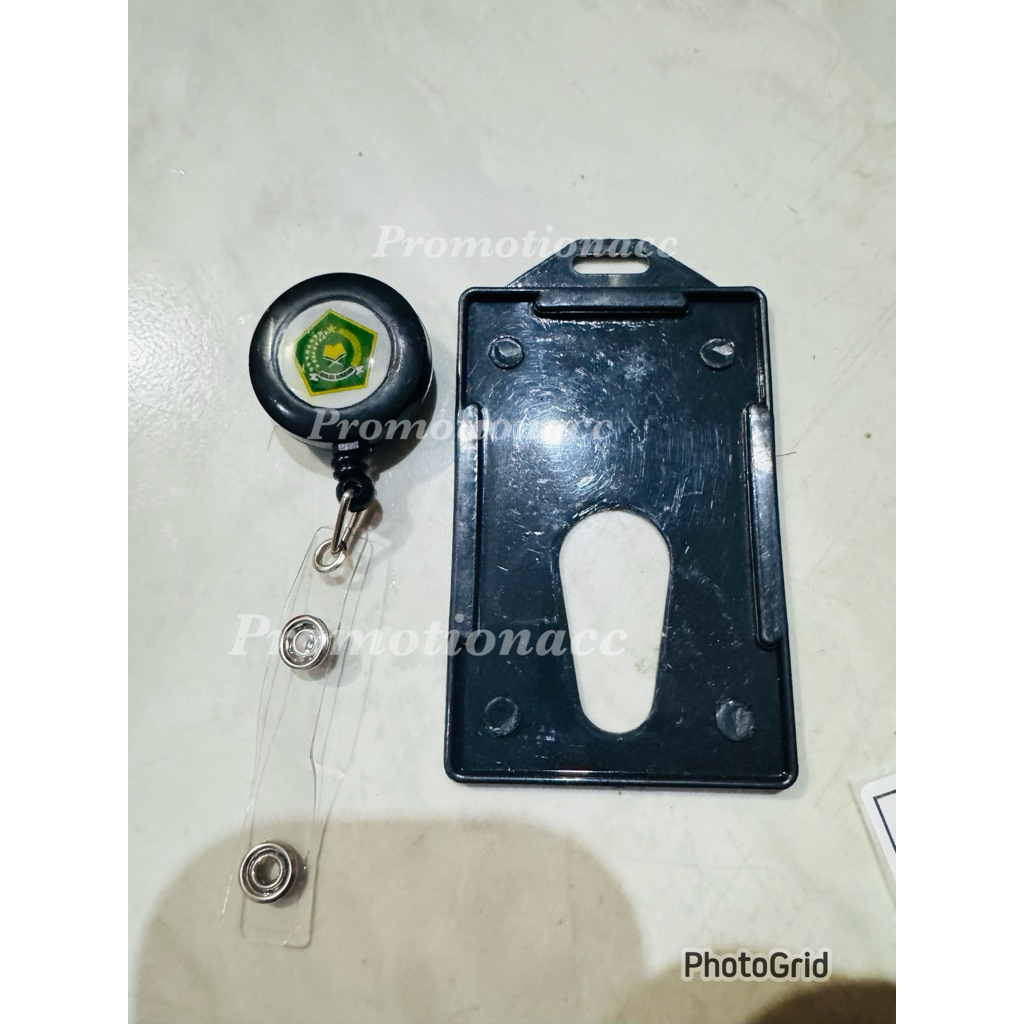 

Case + Yoyo ID Card Name Tag Logo Kemenag 1 Set Kesing / Wadah Kartu Plus Yoyo berlogo Kemenag PREMIUM