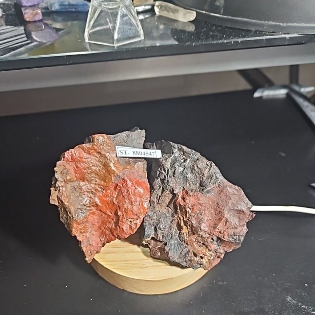 BADAR BESI MERAH NEMPEL MAGNET BATU ASLI