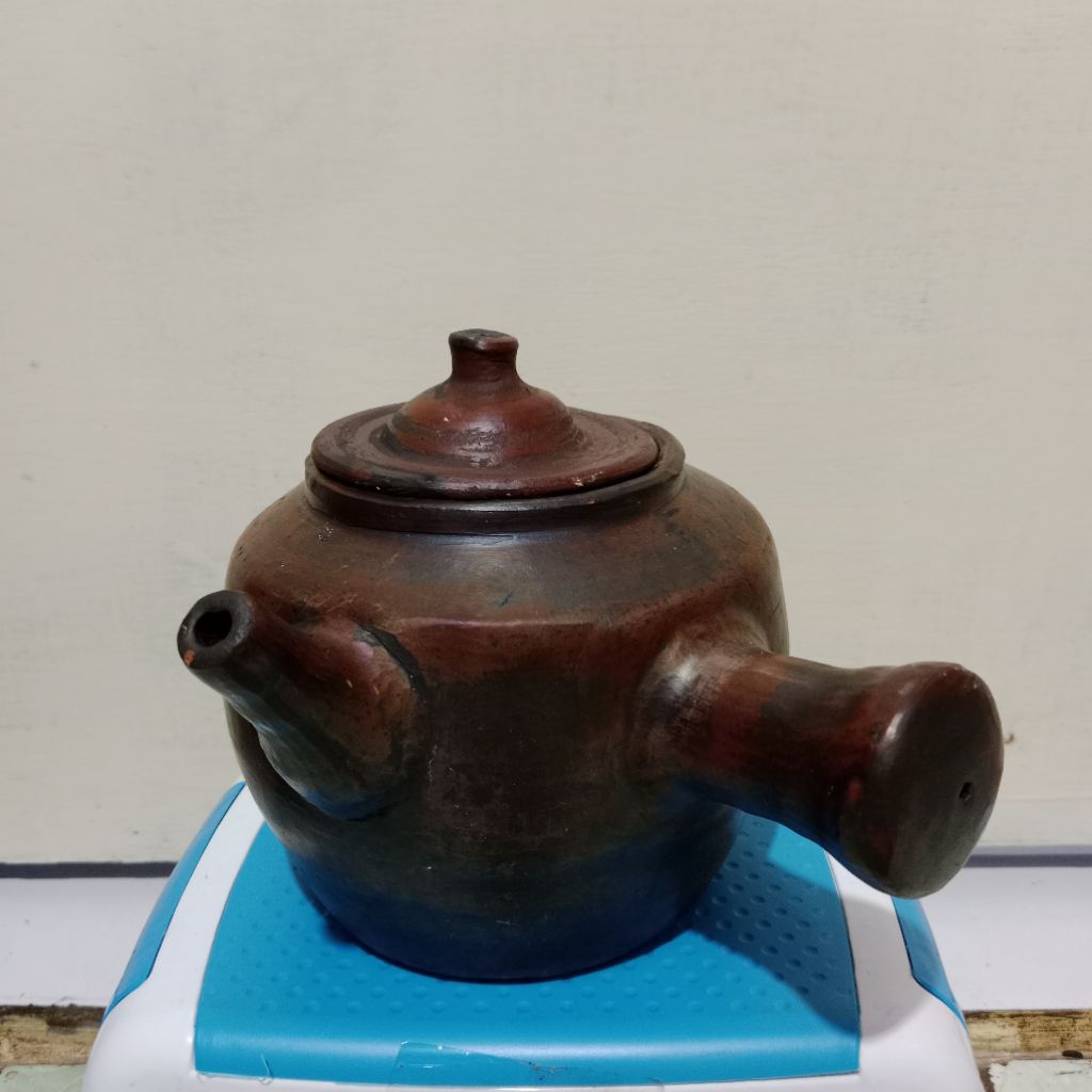 Panci Jamu Gerabah Tanah Liat / Teko Jamu Masak Rebus Jamu Herbal / Kendi Jamu Tanah Liat Tradisiona