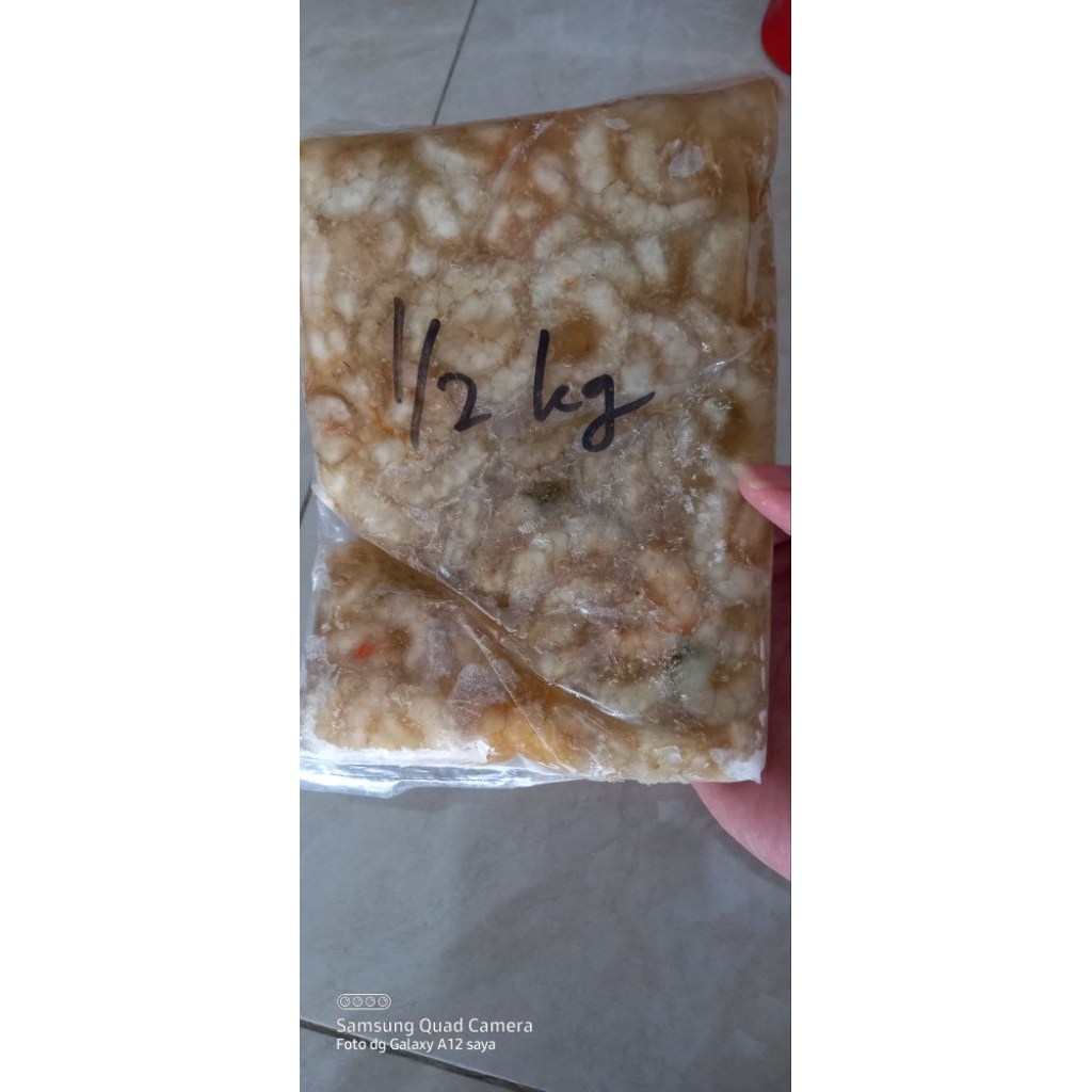 

udang swallow kupas antara 500g - 600g 1bks