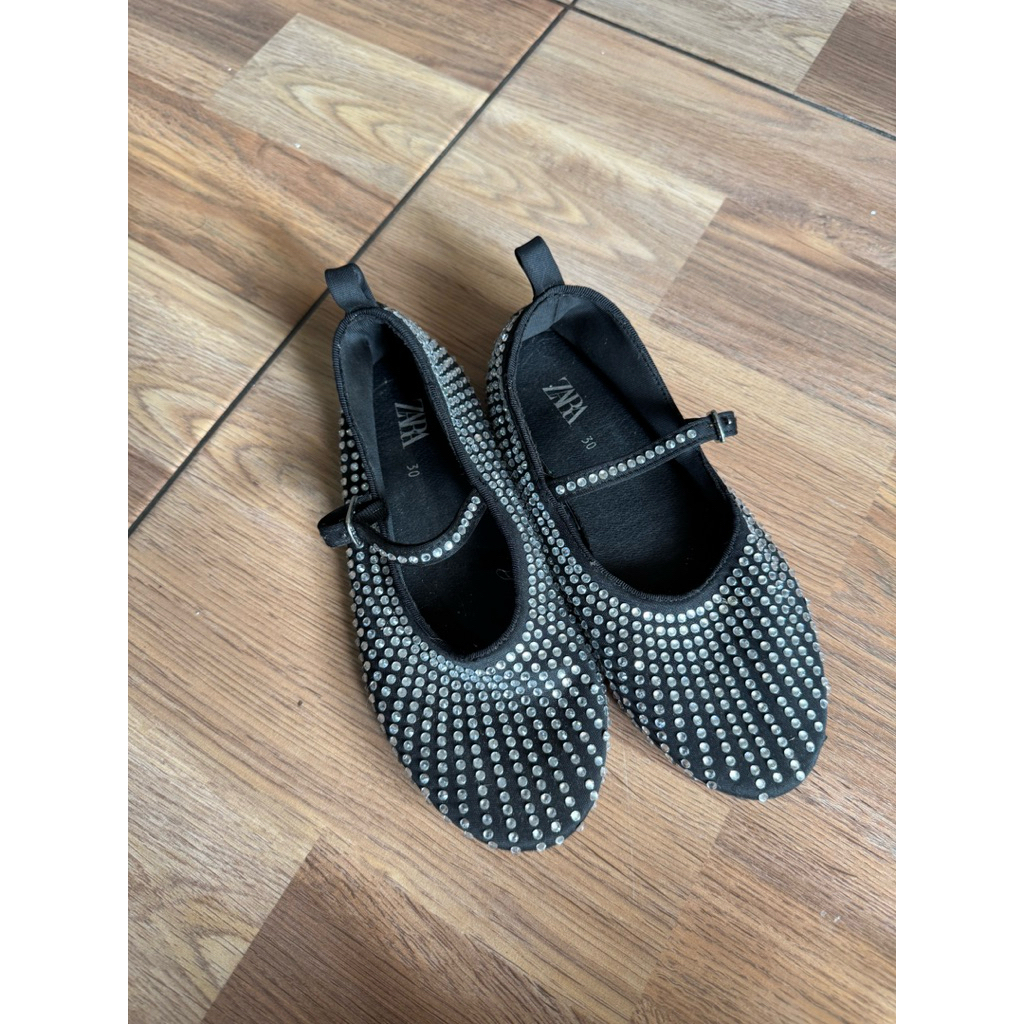 Preloved sepatu anak Zara - no box