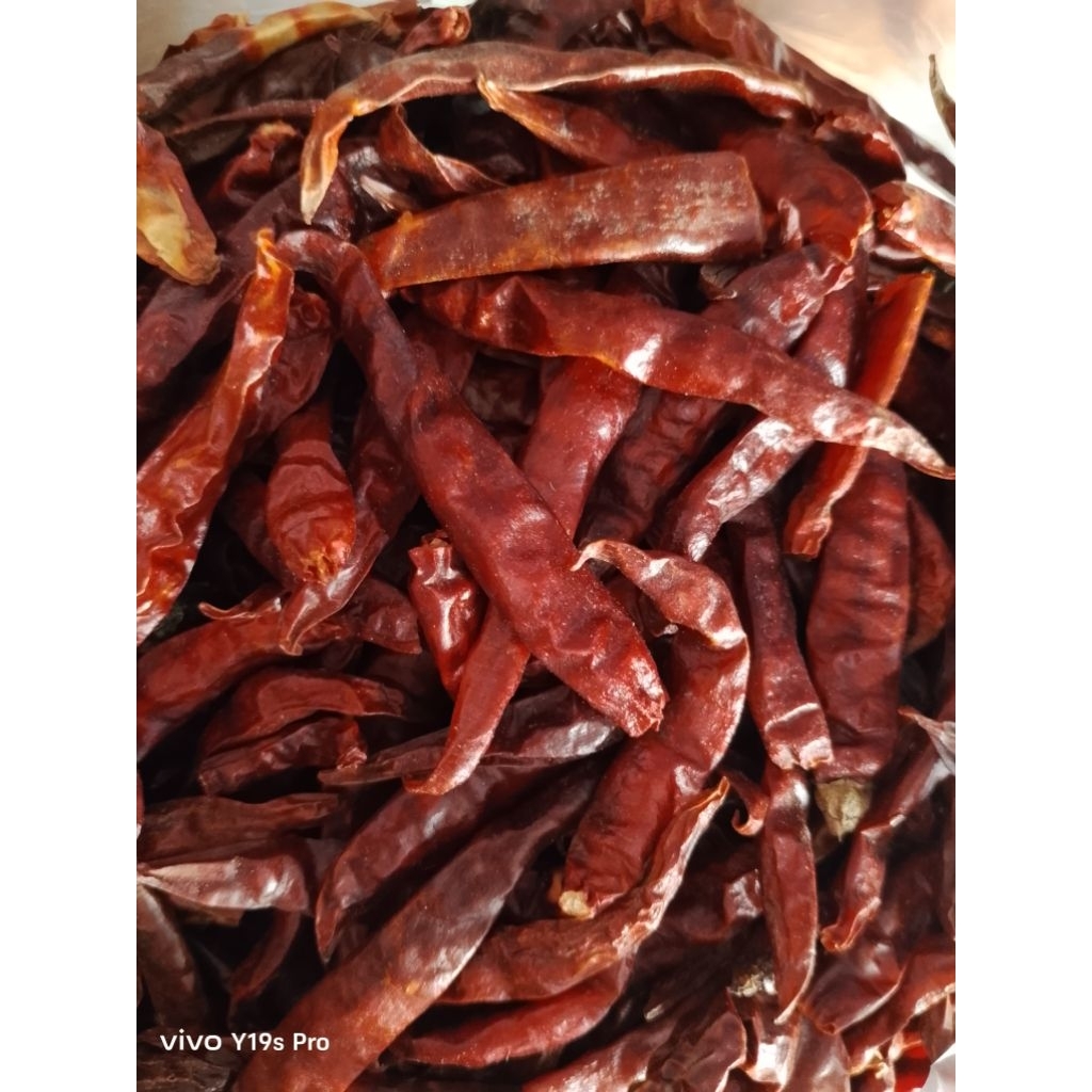 

Cabe kering pedas // Cabe kering bersih tanpa tangkai