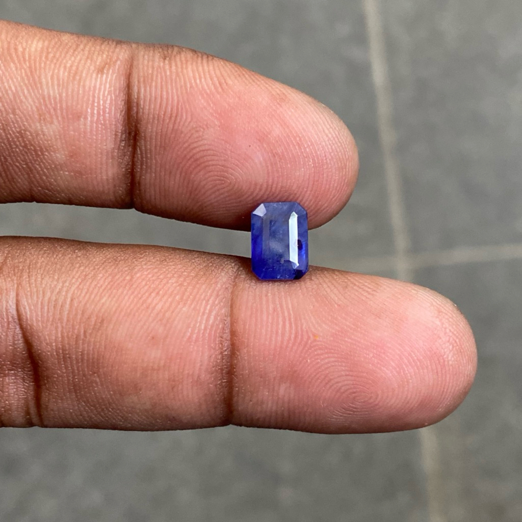 Natural blue sapphire africa batu blue safir africa kotak dim 8x6x4