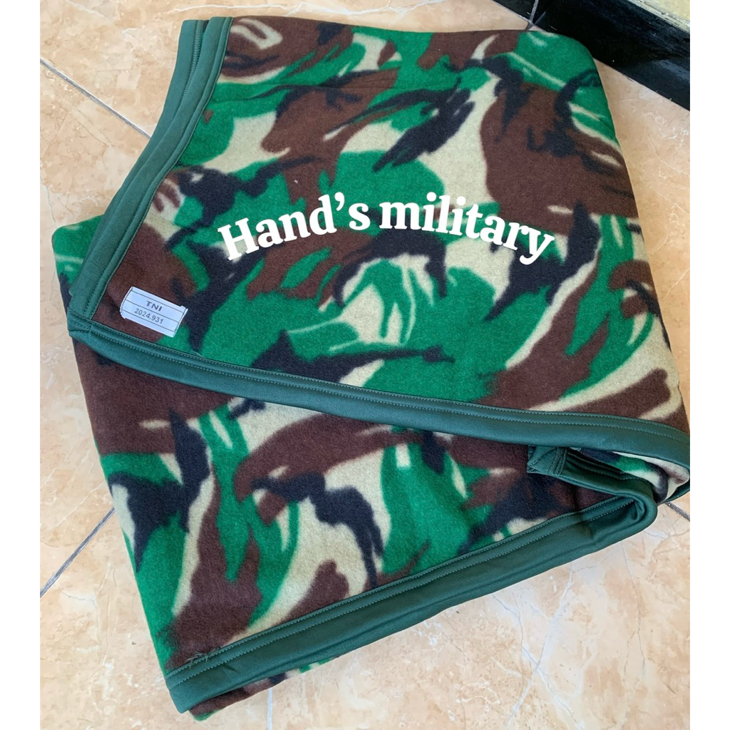 Selimut loreng TNI