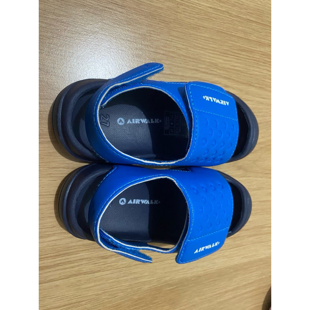 AIRWALK sendal anak TK