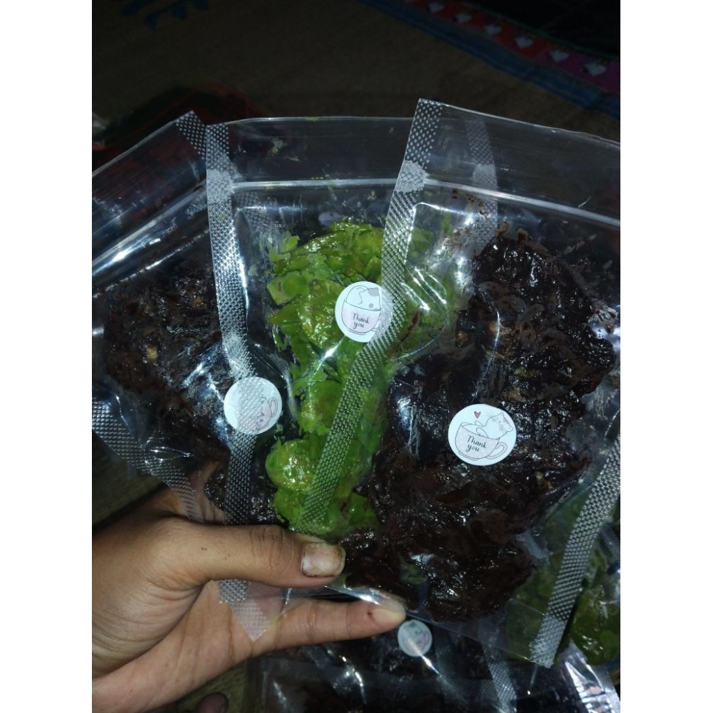 

kripik pisang coklat lumerr 40gram cemilan kripik pisang crispy