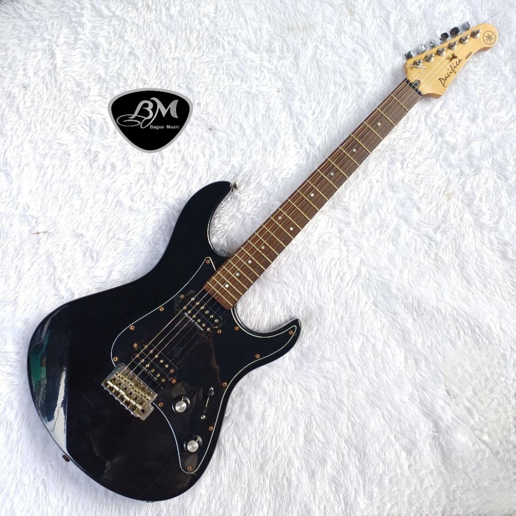 Gitar Yamaha Pacifica 112j Pickup Seymour duncan