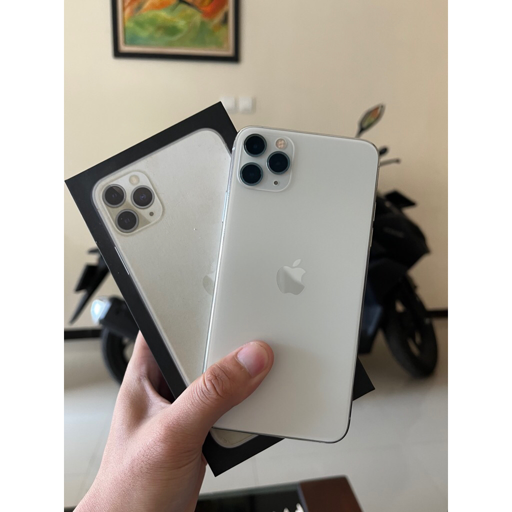 iPhone 11 Pro Max 256gb Second Resmi Beacukai  - [ Sinyal Permanen Selama nya - All Kartu All Kartu 