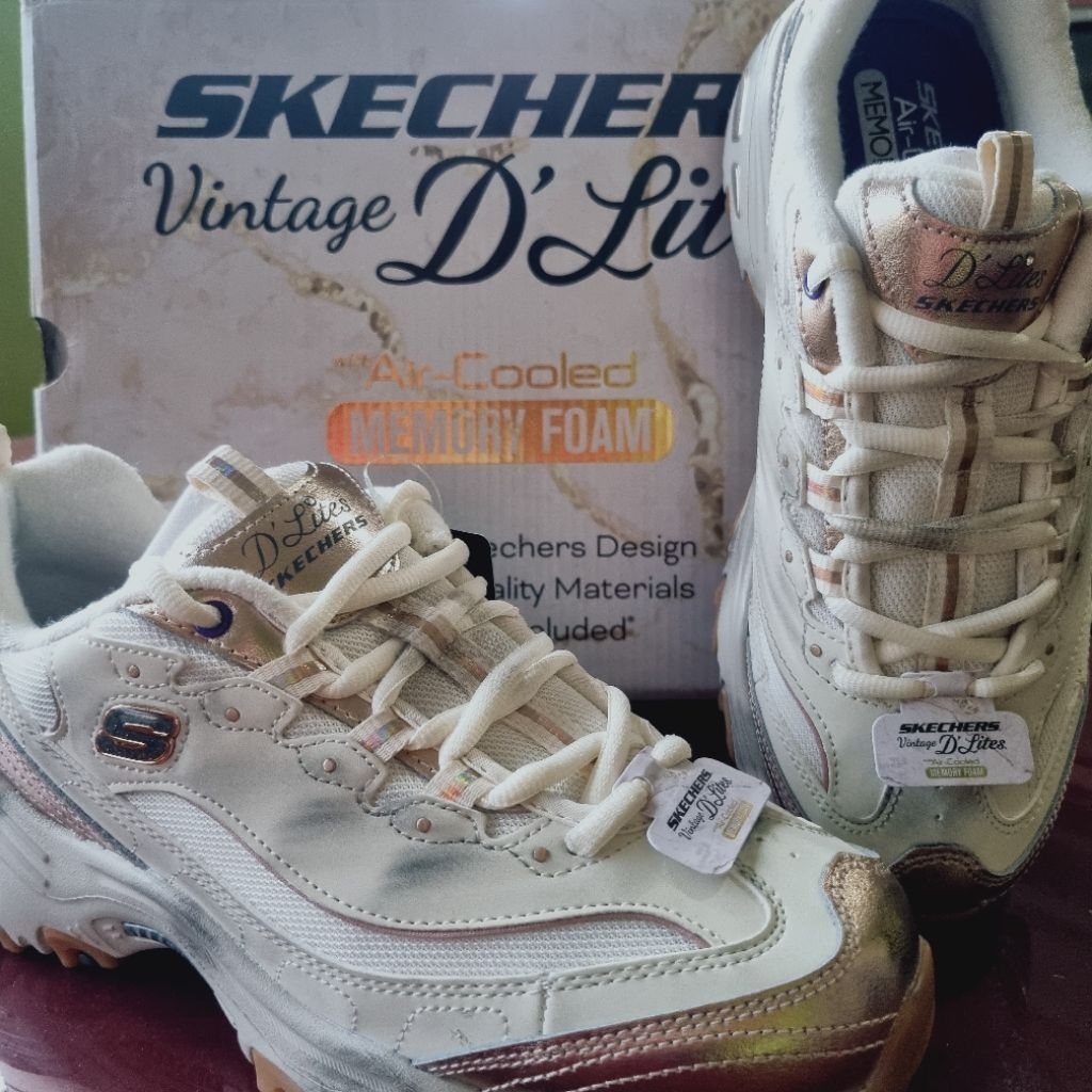 Skechers d'lite white