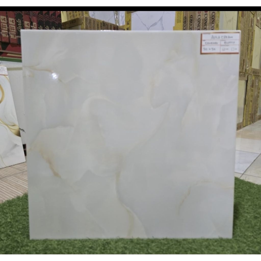 Keramik Lantai 50x50 Avila Cream