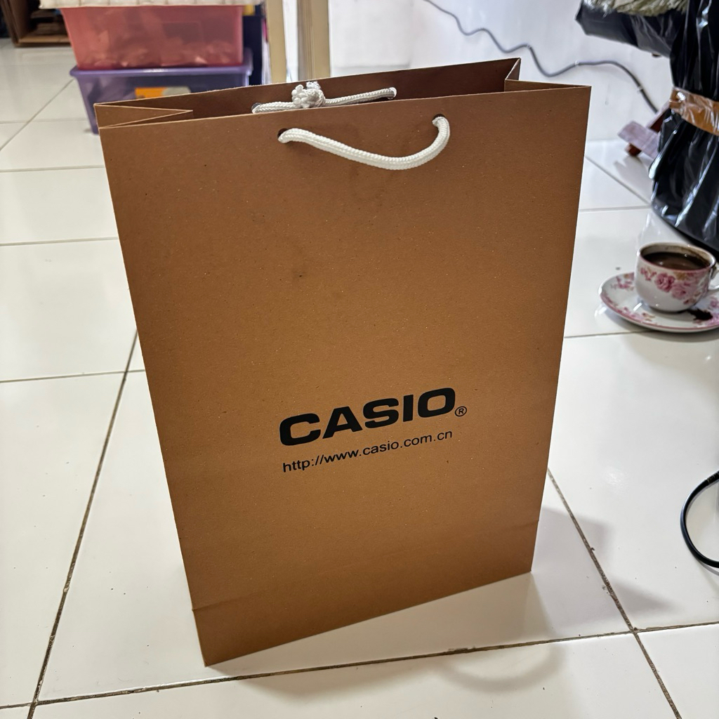 

PAPERBAG CASIO G SHOCK BABY G / TAS CASIO / KANTONG KERTAS CASIO / PAPER BAG CASIO