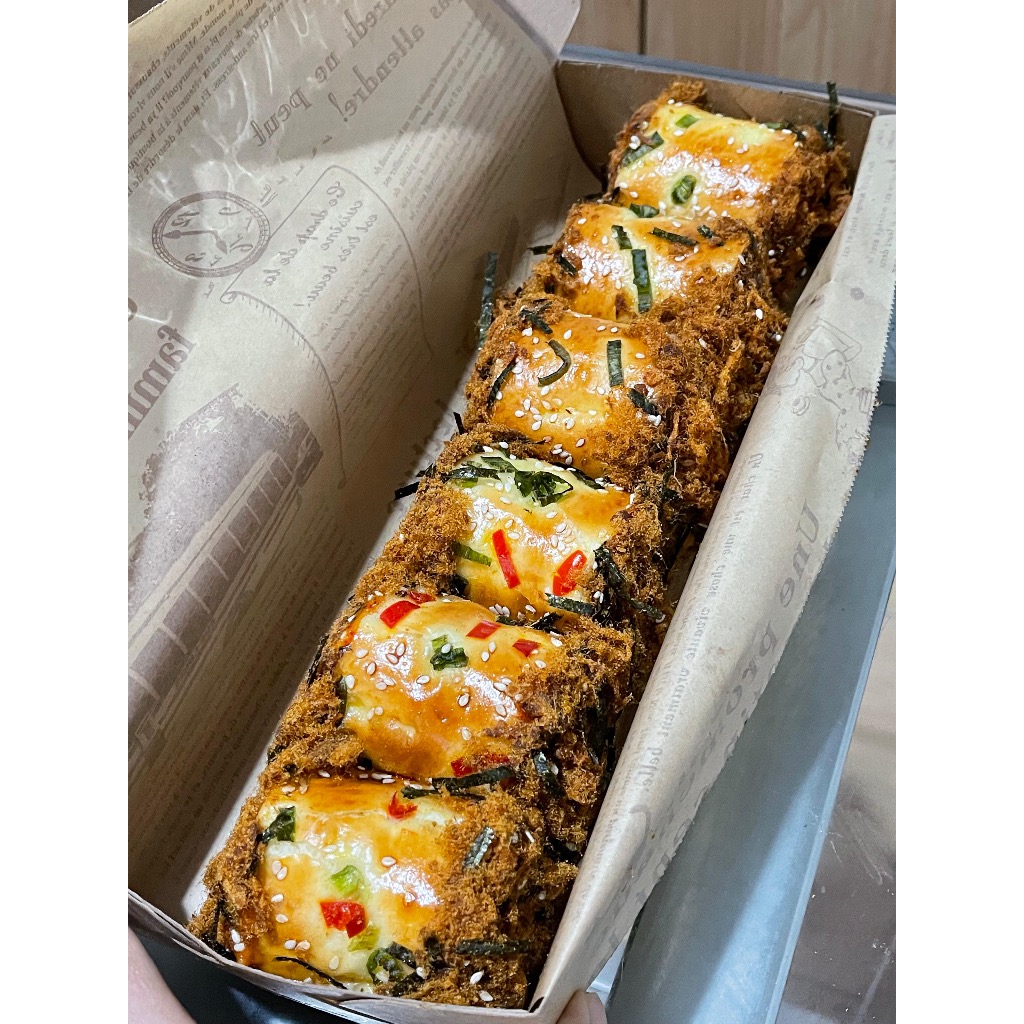 

Roti Abon - Salted Egg/Garlic Truffle
