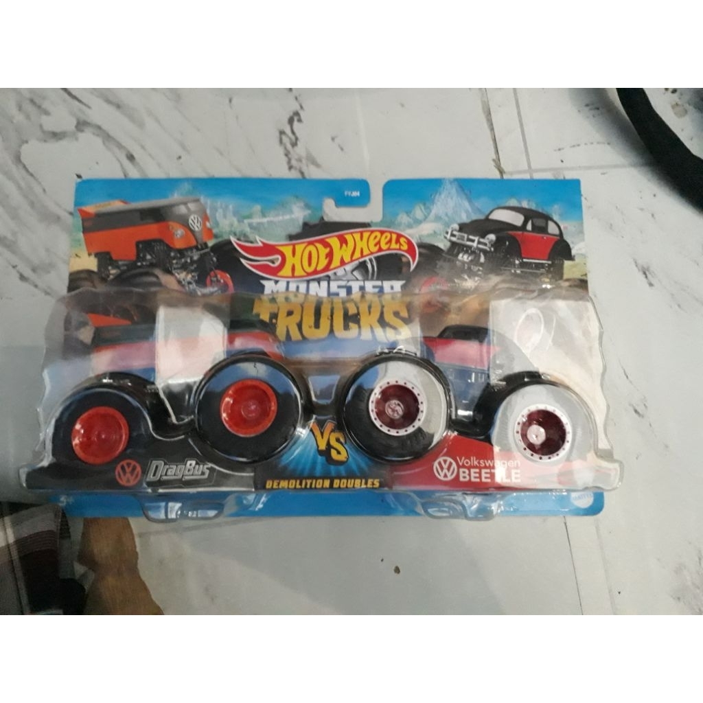 hot wheels monster truck demolition doubles vw drag bus vs vw beetle