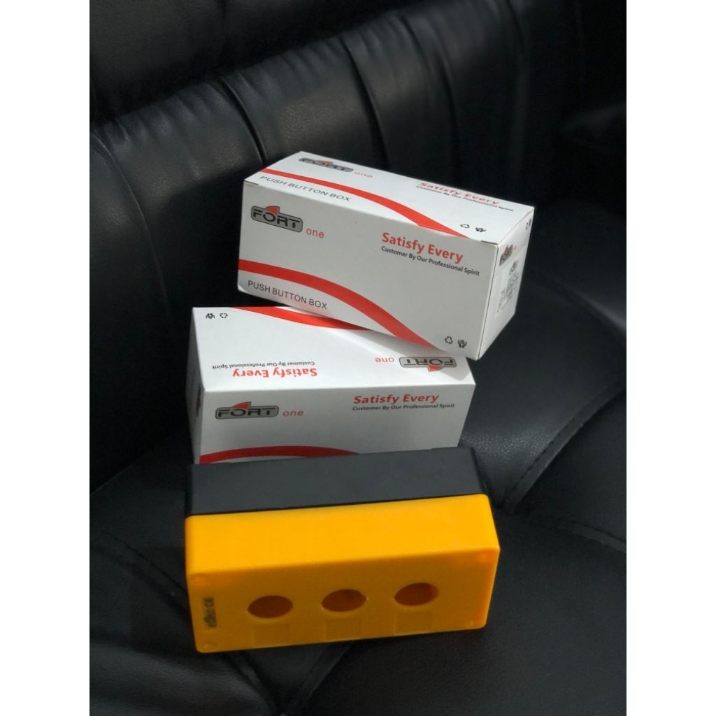 BOX PUSH BUTTON FORT