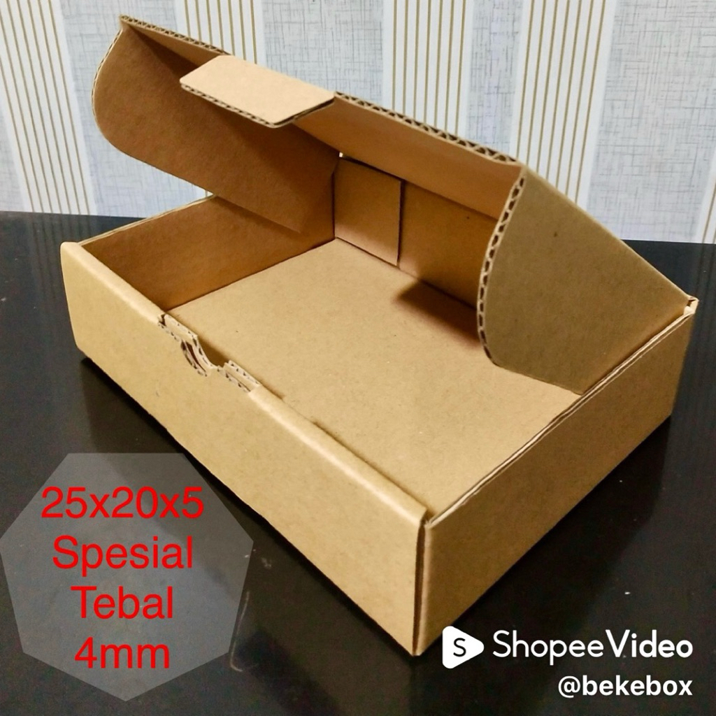 

KARDUS DIE CUT 25x20x5 C HUSUS BANDUNG / INSTAN
