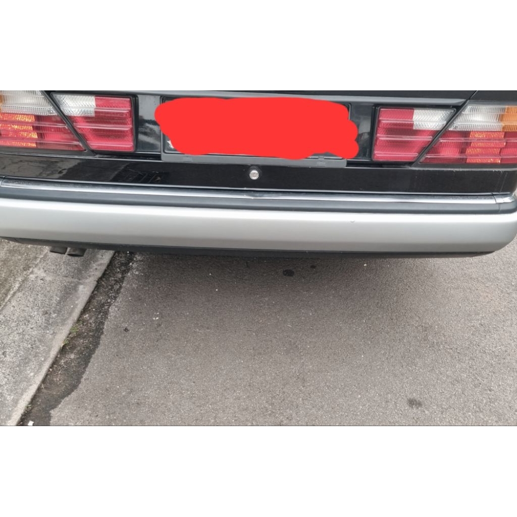 List Chrome bumper belakang mercedes benz w124 1 set