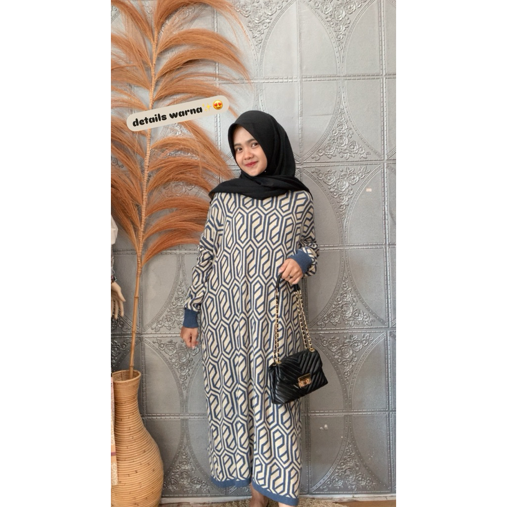 tunik rajut wanita bermotif