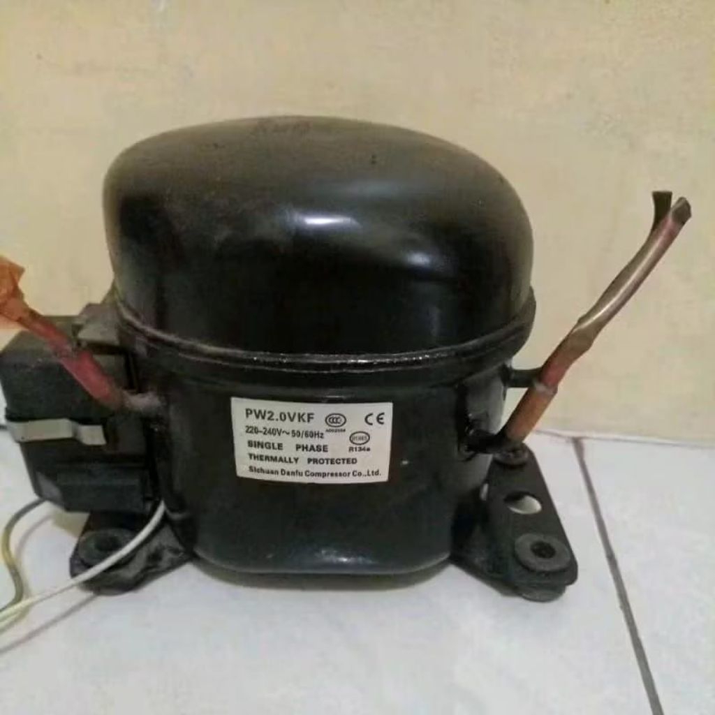 KOMPRESOR  KULKAS MINI dan  DISPENSER # COMPRESOR 1/10 PK # COMPRESSOR MESIN  SEKEN COPOTAN/ CABUTAN