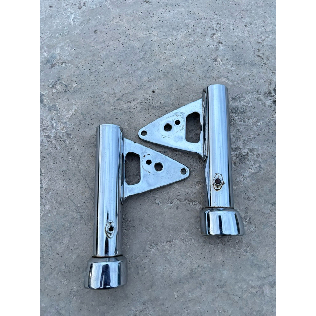 Kupingan Lampu GL100 original