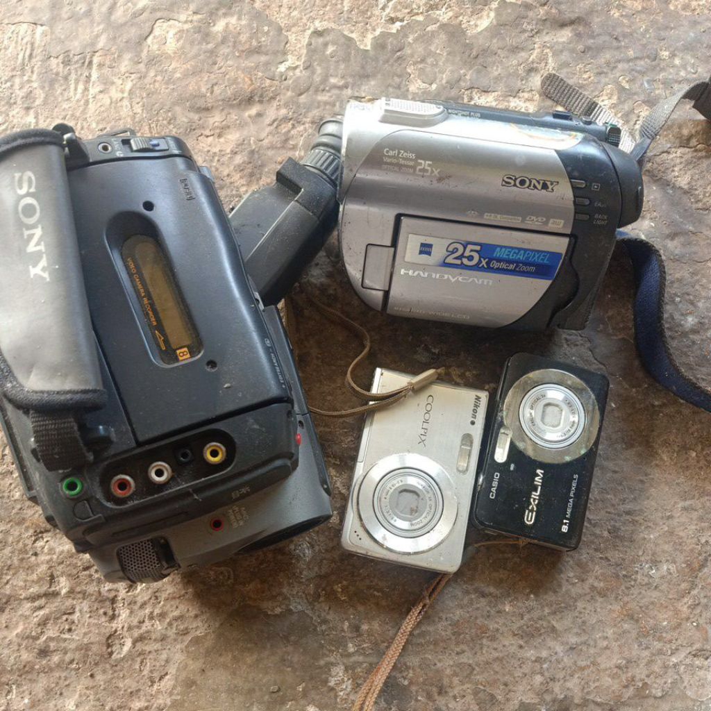 rongsokan kamera hasil keliling