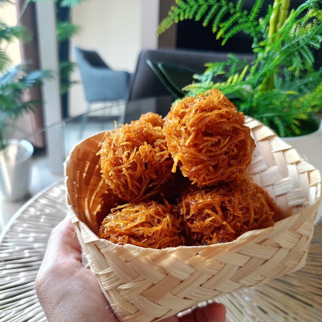 

kremes ubi cilembu grubi ubi camilan manis kriuk oleh oleh sumedang