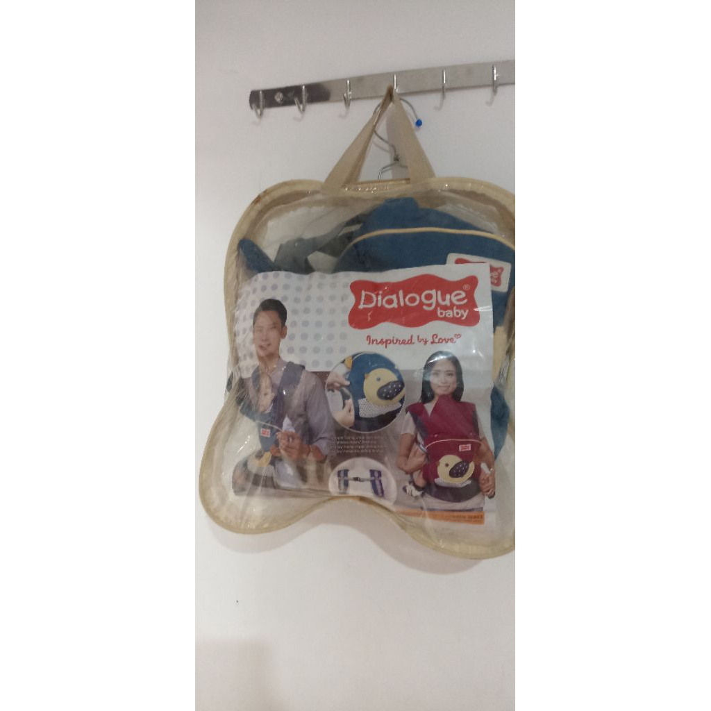 Gendongan bayi Dialogue preloved