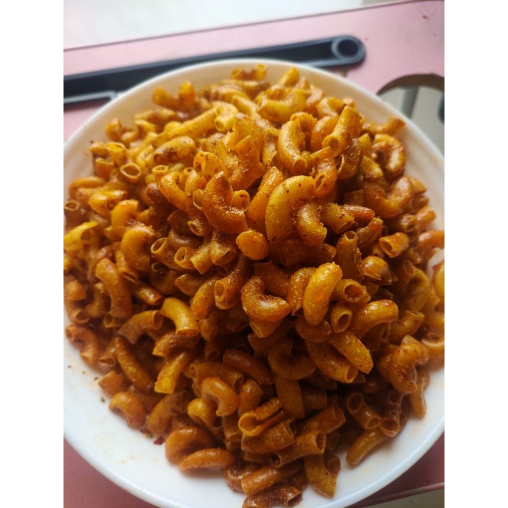 

makroni kuning bantet daun jeruk