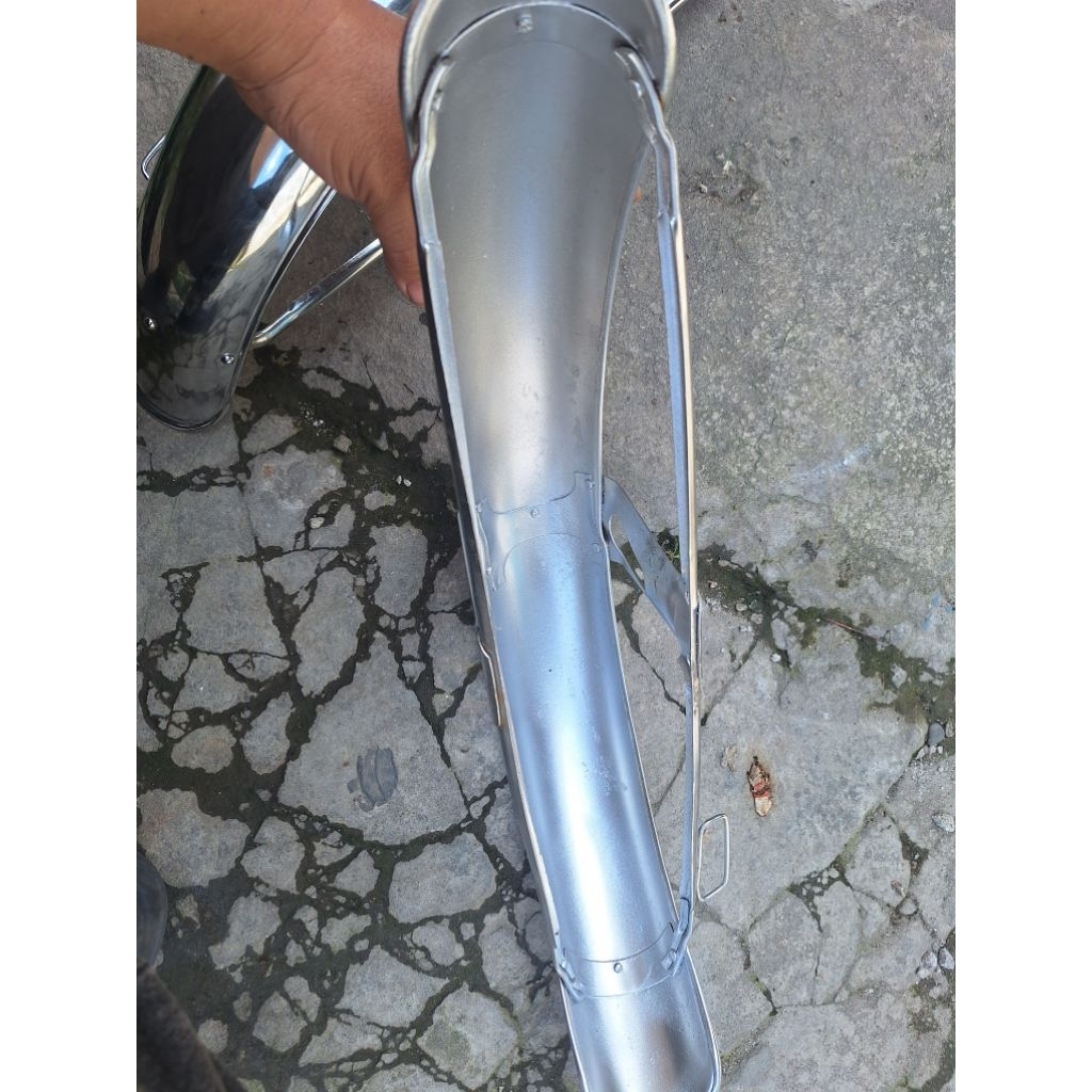 spakbor spatbor slebor depan sayap depan front fender honda s90 s90z astra kijang cb100 s110 benly c