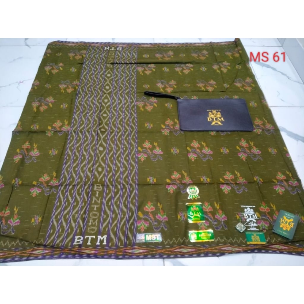 Sarung BTM motif mst gerimis