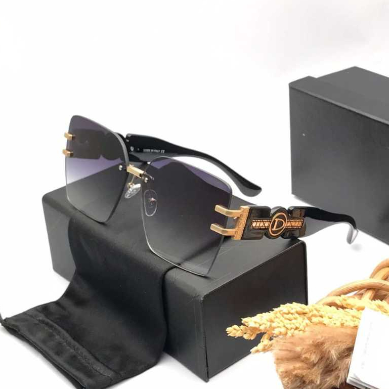 Sunglasses Wanita / Kacamata Hitam Wanita Fashion Branded Tren SDR23179