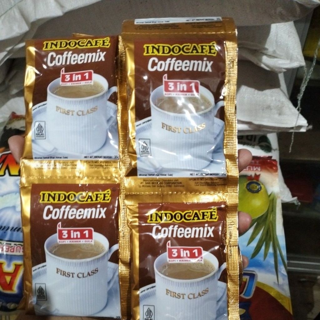 

Indocafe Coffeemix 3 in 1/ indocafe krimer / Coffeemix indocafe renteng isi 10 saset