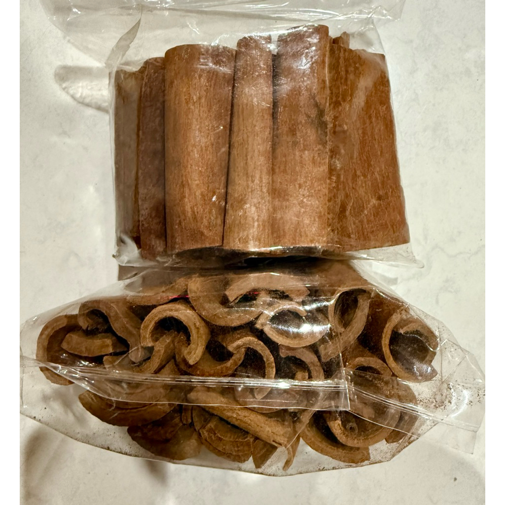 

PREMIUM CINNAMON STICK (100 gram) / KAYU MANIS BATANG TEBAL PREMIUM / KIAMIS / GUIPI CINAMON GUI PI KUI PHE