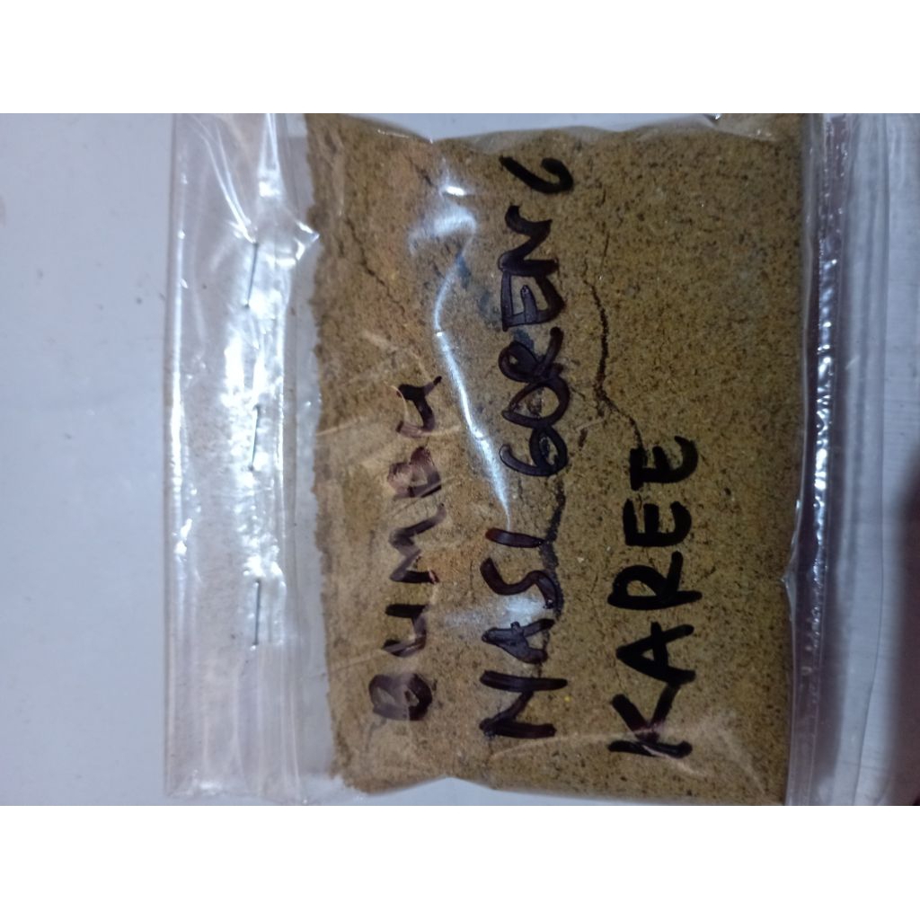 

bumbu nasi goreng kare (50 gr)