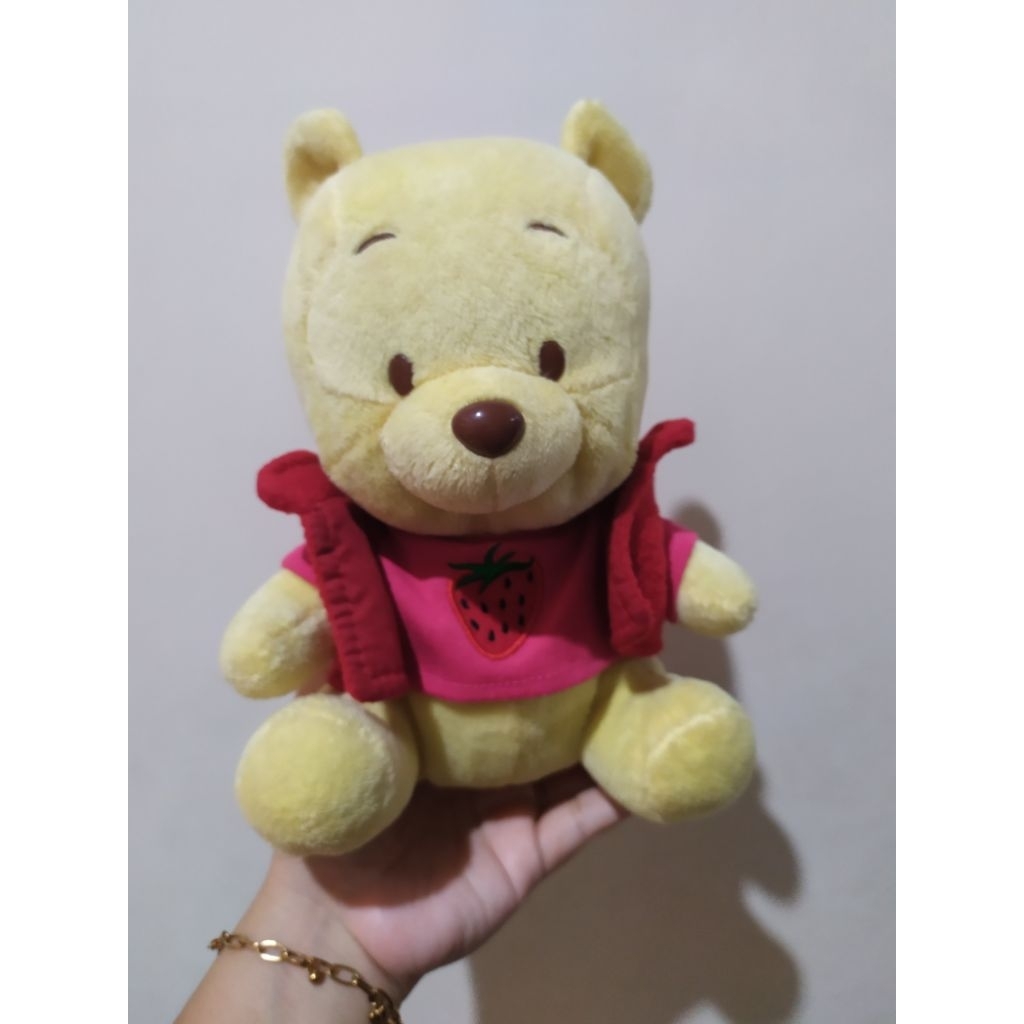 Boneka Pooh kostum ori