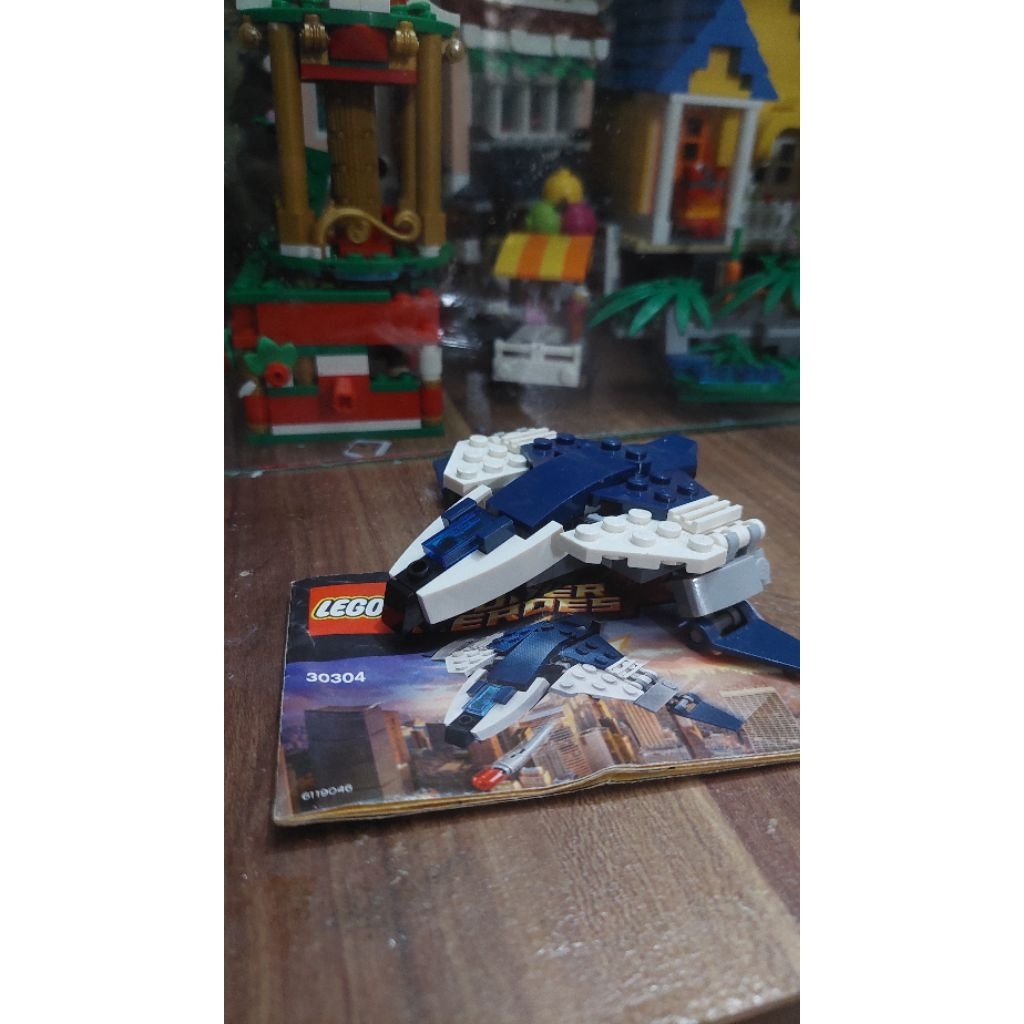 LEGO (Avengers Quinjet )(30304)
