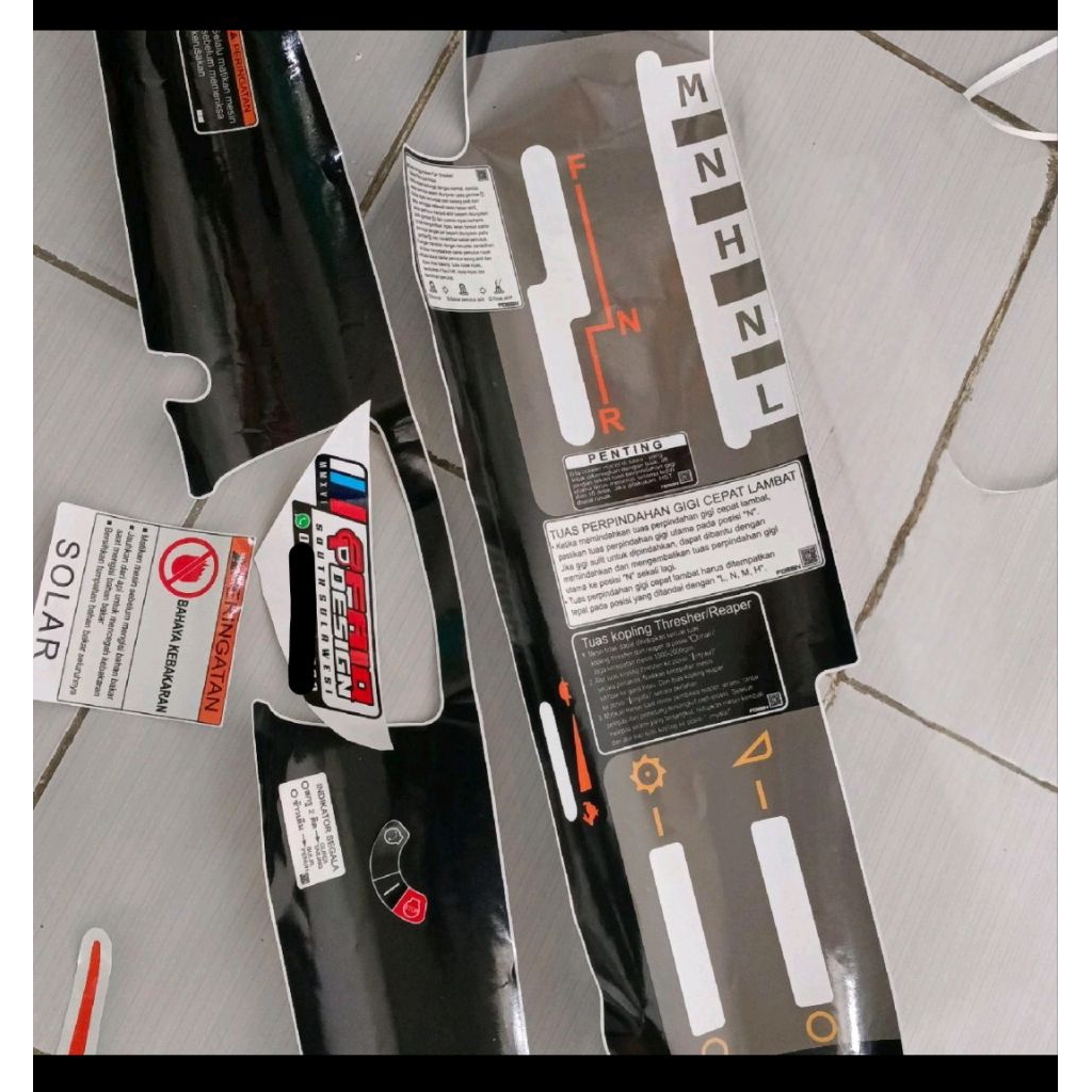 STIKER PERSENELING COMBINE KUBOTA DC 70 DC70 PLUS ANTI GORES